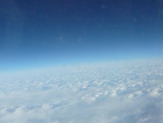 blue-white sky#2 を拡大